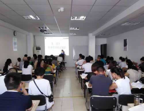 執(zhí)業(yè)藥師繼續(xù)教育 朔州執(zhí)業(yè)藥師 執(zhí)業(yè)藥師面授課 查看