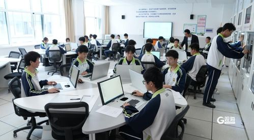 數字化時代如何 定制 產業人才 2024職教周走進卡奧斯找答案