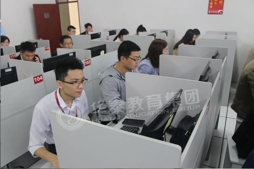 華泰教育 一站式服務(wù)，愛心護航自考學子教育夢想